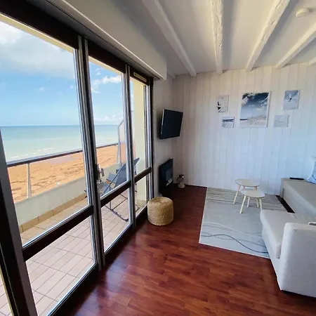 Studio-cabine Pleine Vue Et Eventail Cabourg